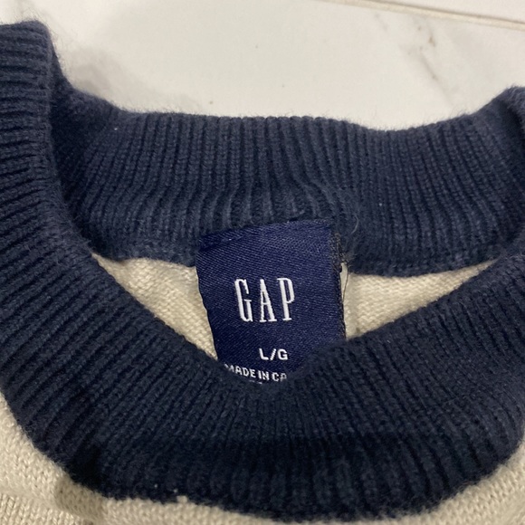 Gap sweater - Picture 2 of 3
